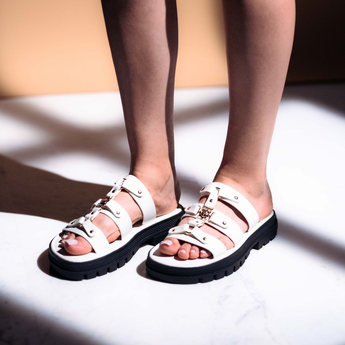 maroc, Zara chaussures, maison murielle; Zara maroc; Leyane Paris; Ma chaussure; Ma vie chaussure maroc; Chaussure maroc; chaussure femme maroc; Marjane mall; Jumia maroc;