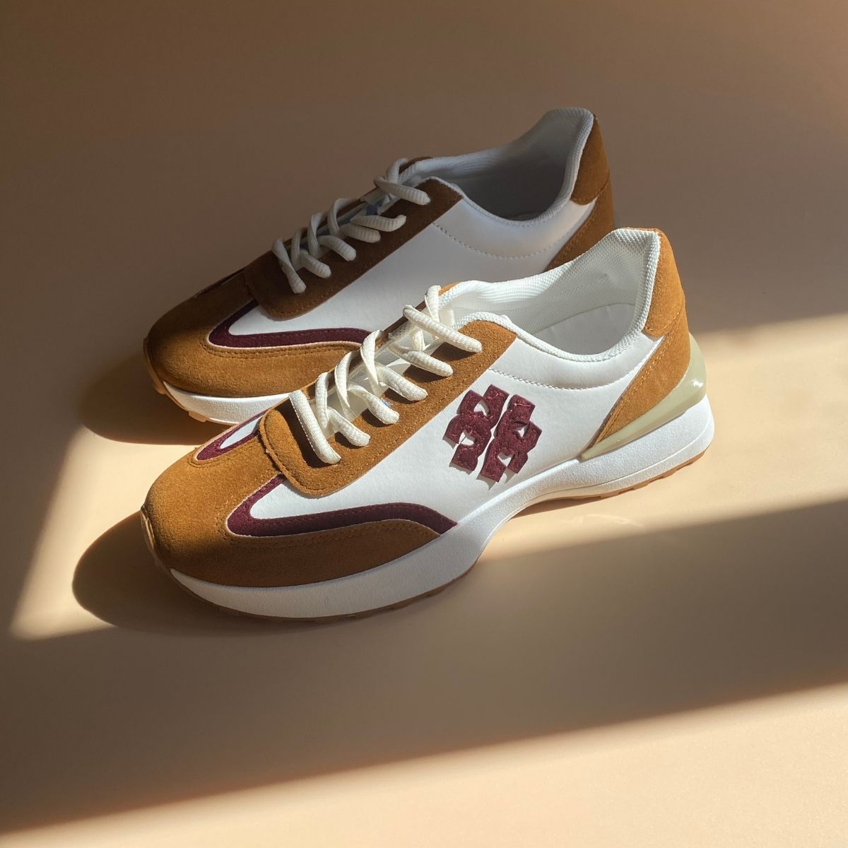 Basket à motif Bordeaux Camel – Maison Masilya - Main Image