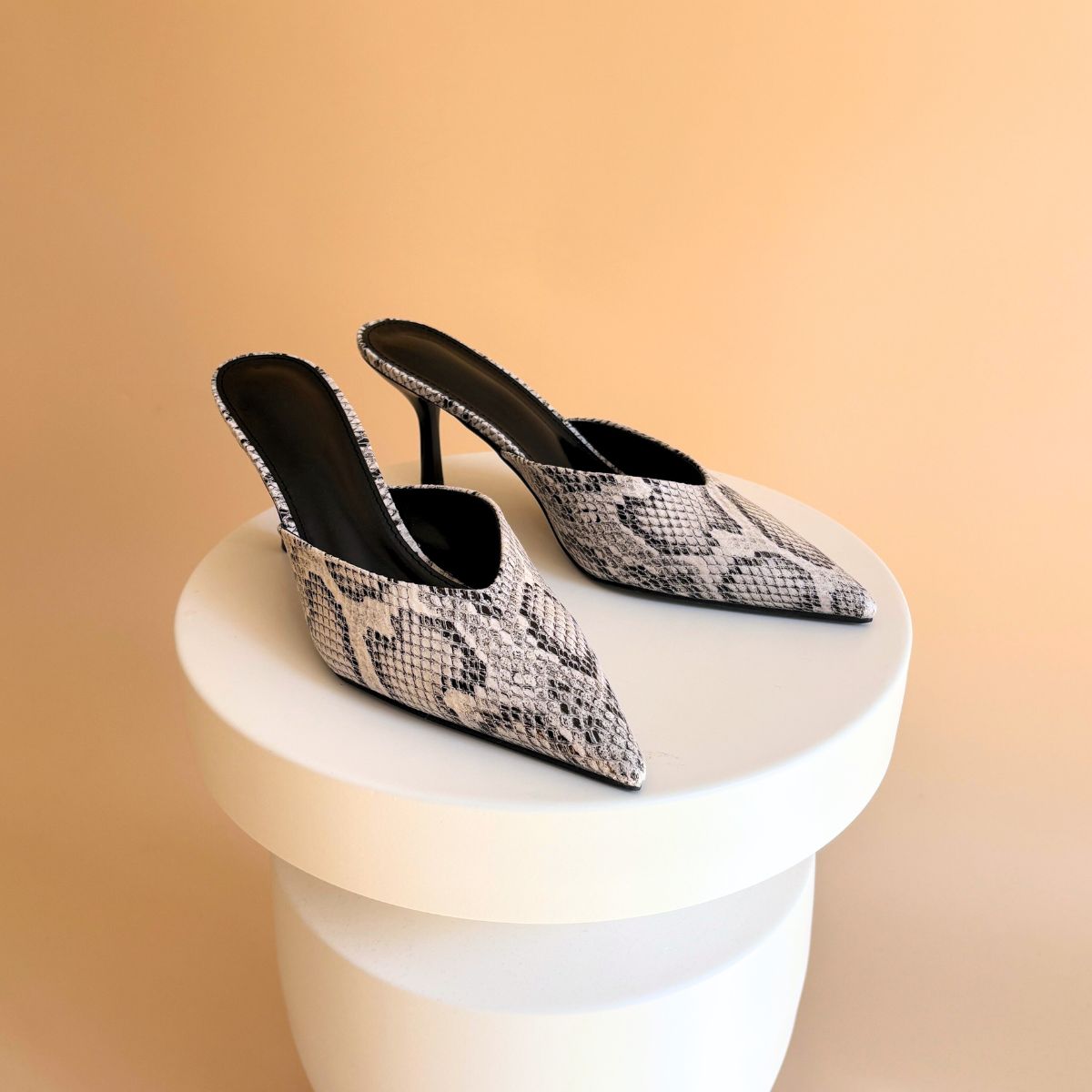 zara chaussure, Marjane mall, Morocco mall, mango chaussures, Aldo maroc, parfois maroc, Zara maroc, Jumia maroc, amazon maroc, Leyane paris, Maison murielle, maison masilya, sandale talons, heels, chaussures femme maroc, ma chaussure, ma vie