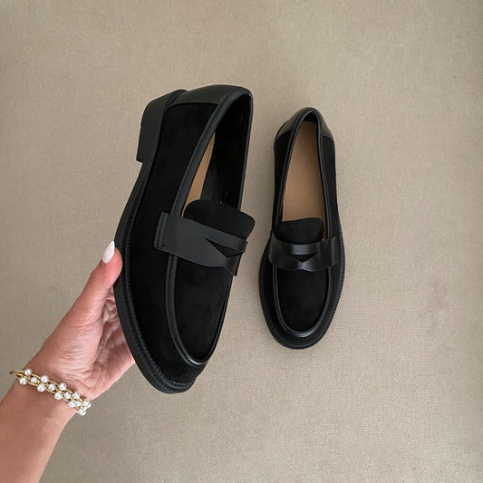 chaussures, chaussure femme, chaussure maroc, mocassin , loader, mocassin femme, mocassin maroc, talons, escarpin, chaussure Zara, mango, Aldo, parfois basket, speakers, espadrille