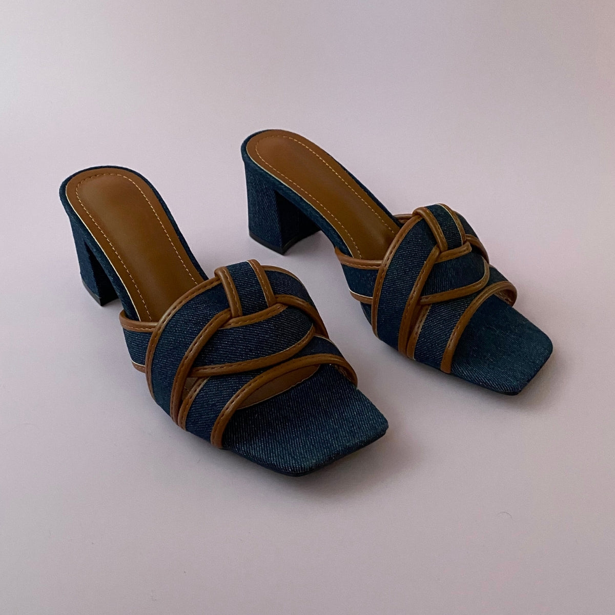 chaussures, chaussure femme, chaussure maroc, mocassin , loader, mocassin femme, mocassin maroc, talons, escarpin, chaussure Zara, mango, Aldo, parfois basket, speakers, espadrille, sandale compensée, sandale été, chaussure été