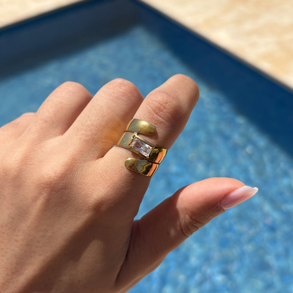 bague ajustable, bijoux femme, bijoux maroc, bijoux inoxydable, bijoux parfois, bijoux minimoon, bague femme, bracelet femme, bracelet ajustable, acier inoxydable, acier inoxydable maroc, bijoux marron, bijoux inoxydable maroc
chaine de main femme